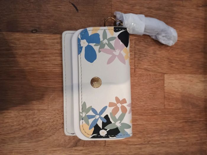 Sac et porte carte neufs - photo numéro 2