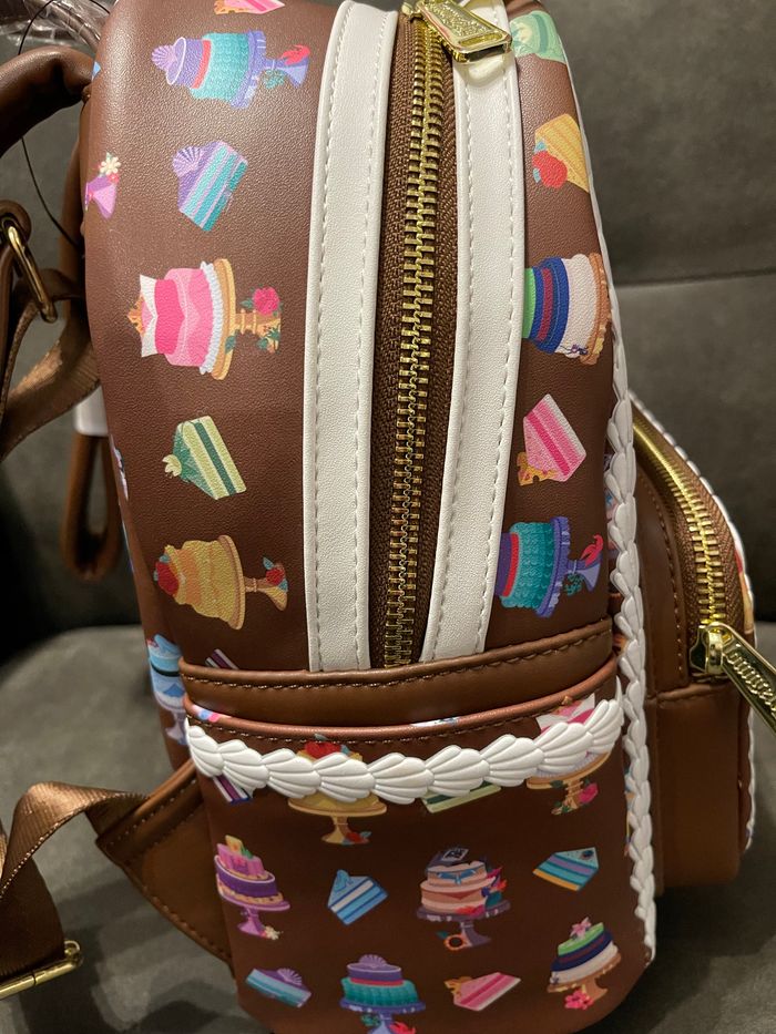 Disney Loungefly Mini Sac A Dos Princess Cakes - photo numéro 6