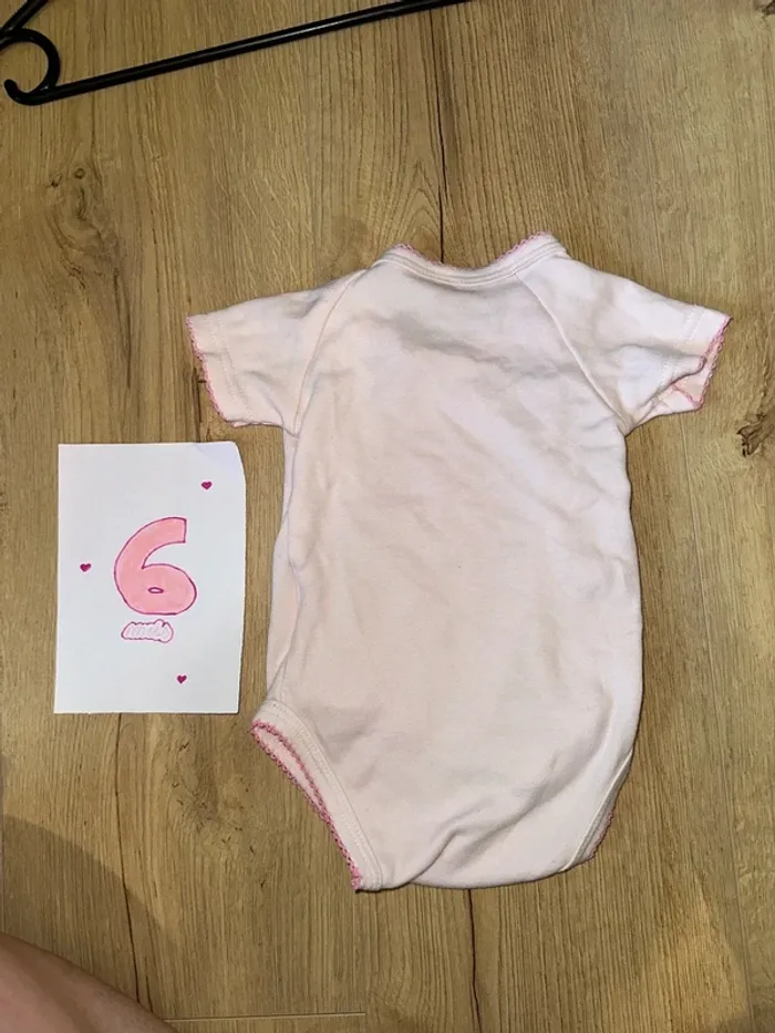 Body manches courtes 6 mois - photo numéro 4