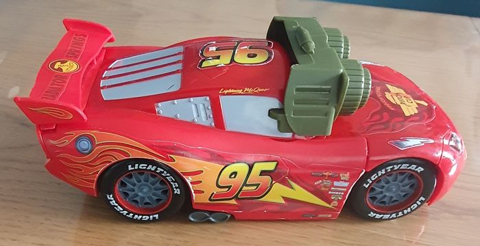 Voiture cars transformable - photo numéro 2