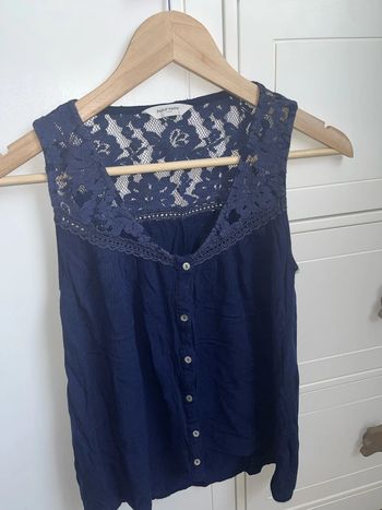 Top dentelle, bleu marine naf naf taille S