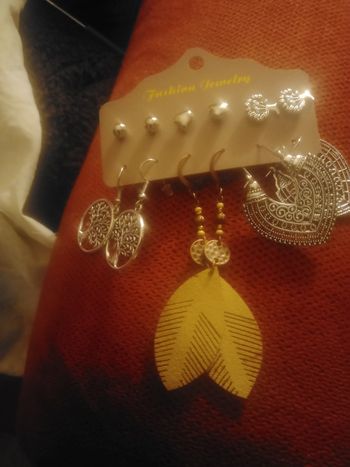 Lot 6 paires de boucles d'oreilles