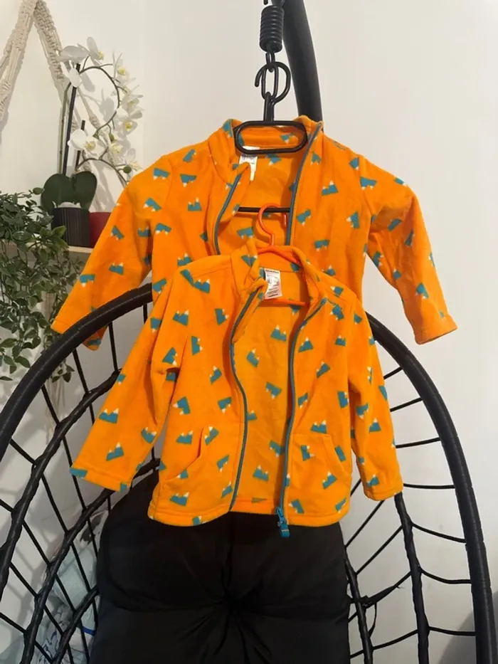 Lot de deux veste polaire enfant