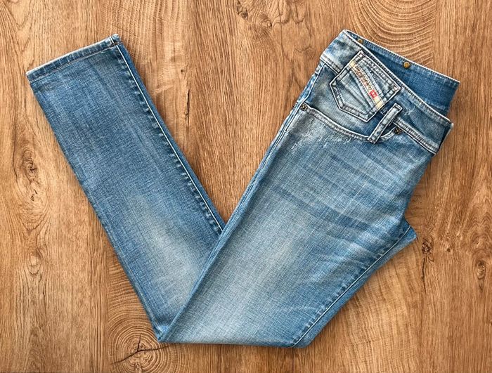Jean/pantalon slim bleu Diesel Matic pour femme, taille W 28 L 34 (38 taille française) - photo numéro 5