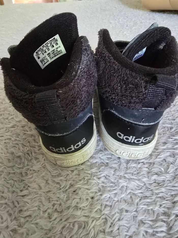 Baskets 🍒Adidas🍒pointure 22 - photo numéro 3