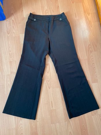 Beau pantalon noir fluide T. 40 femme