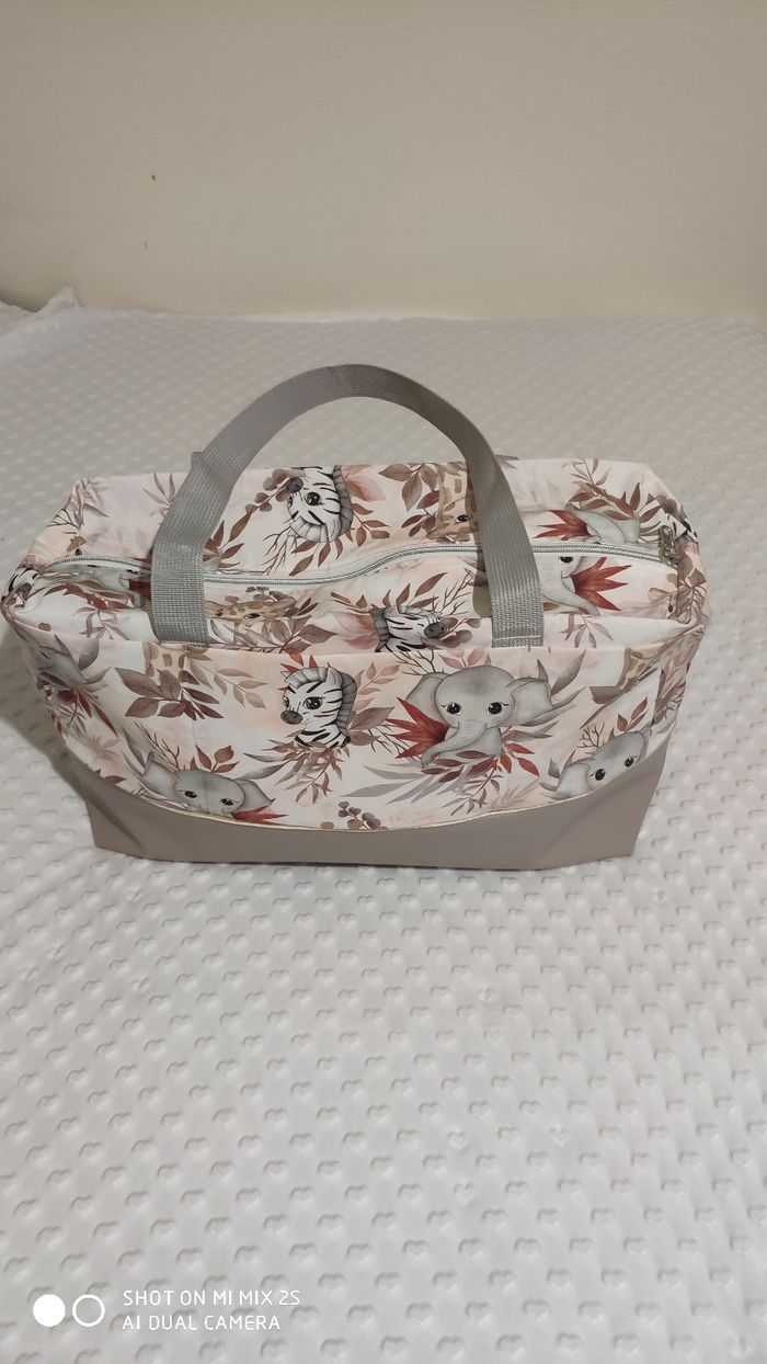 Sac a langer ou voyage Georges taille2 - photo numéro 2