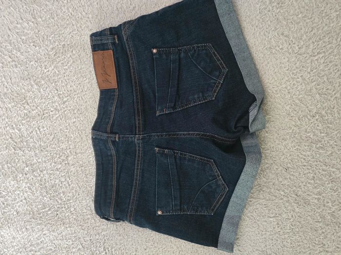 Short mini court en jeans taille basse 🍒Y2K vintage 2000🍒taille 36 - photo numéro 5