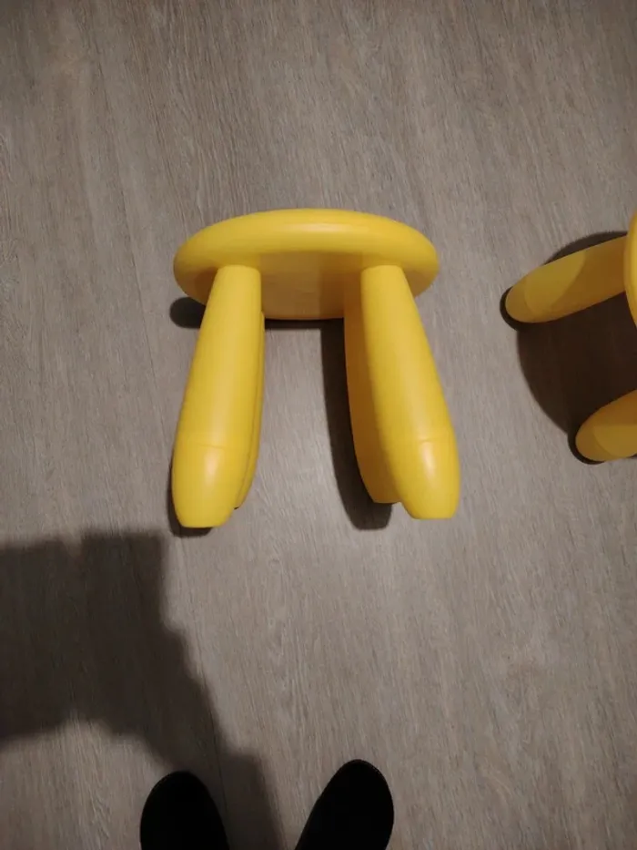 Tabouret enfant IKEA - photo numéro 2