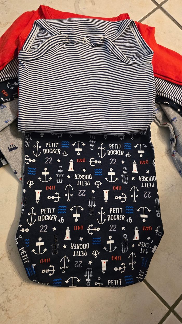 Neufs (non portés) 🏷🤩💙 bodies ML 24 mois garçon (ferme)💙💙💥💥 - photo numéro 6