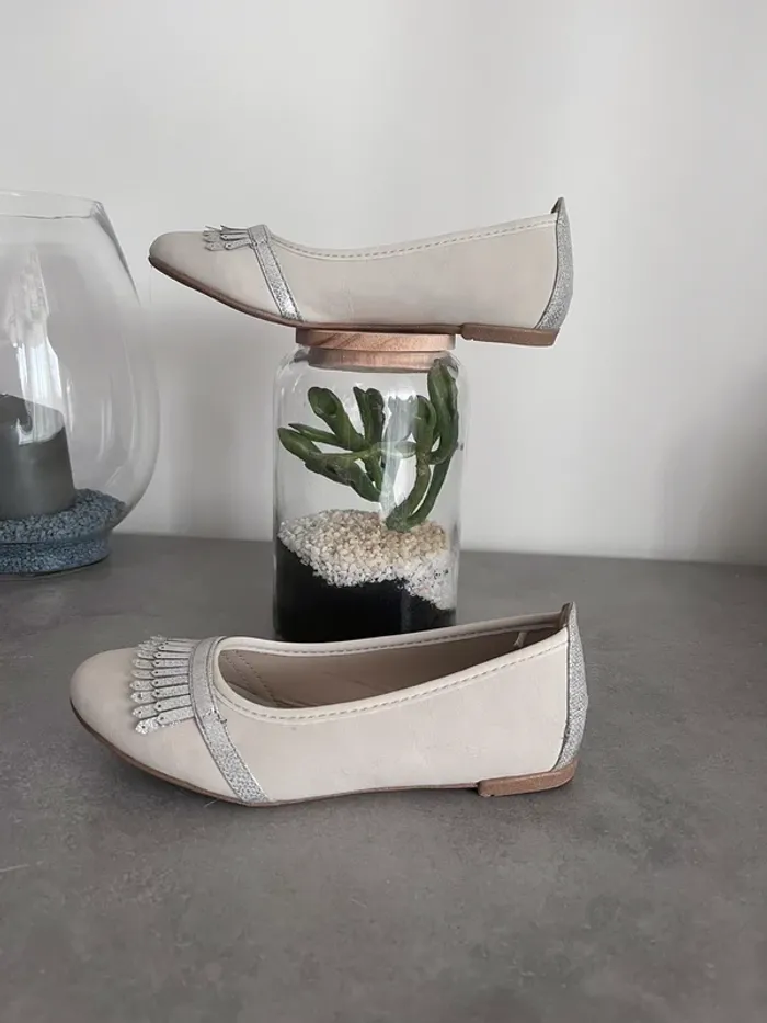 Chaussures 🥿 fille 👧🏼 - photo numéro 3
