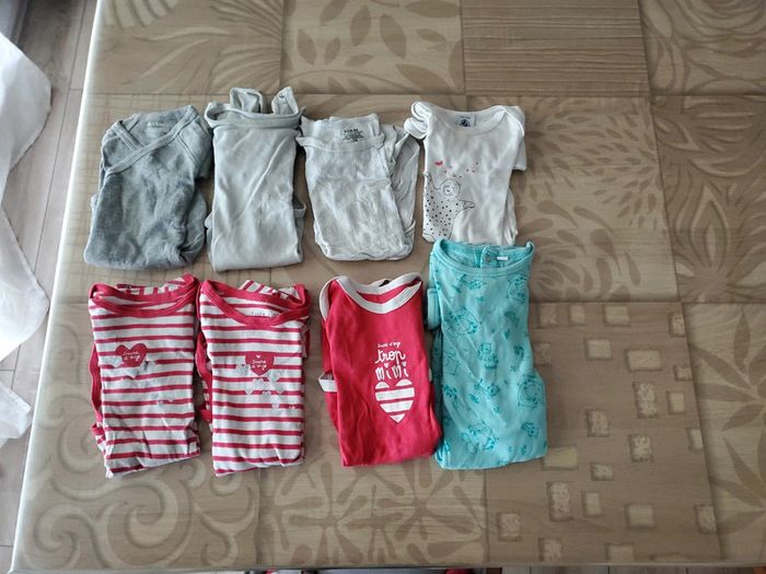 Lot 8 bodis manches longues 12 mois 74 cm
