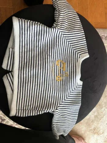 Pull bout’chou 1 mois