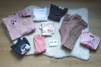 Lit vêtements fille 68 cm