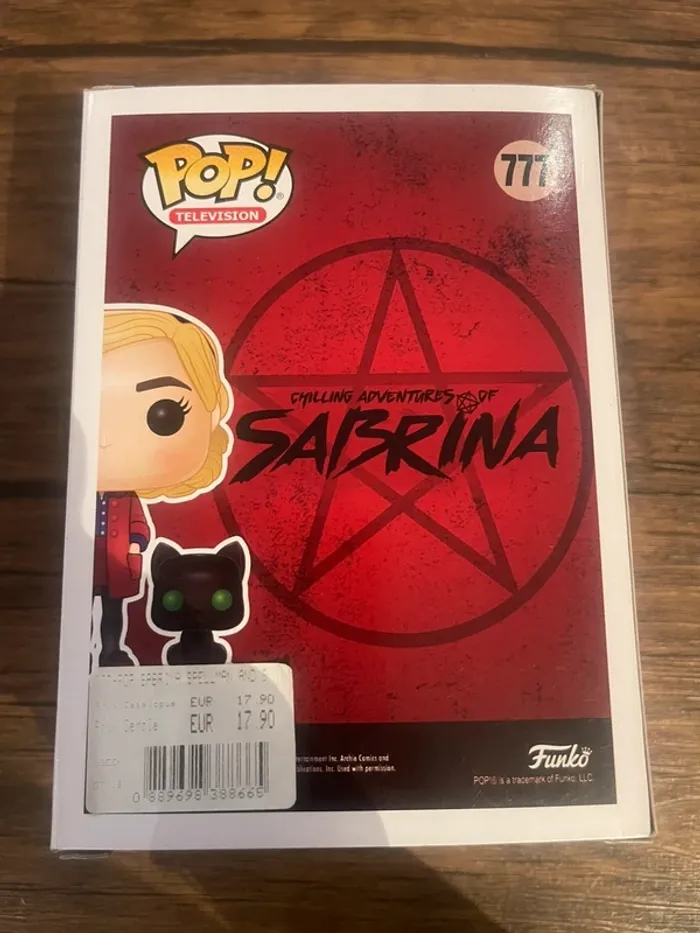 Pop Sabrina spellman and Salem - photo numéro 3