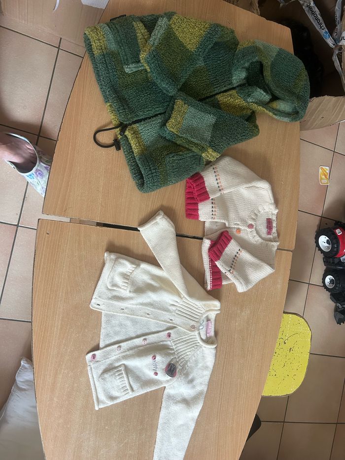 Lot de de + 63 vêtements taille 12 mois - photo numéro 2