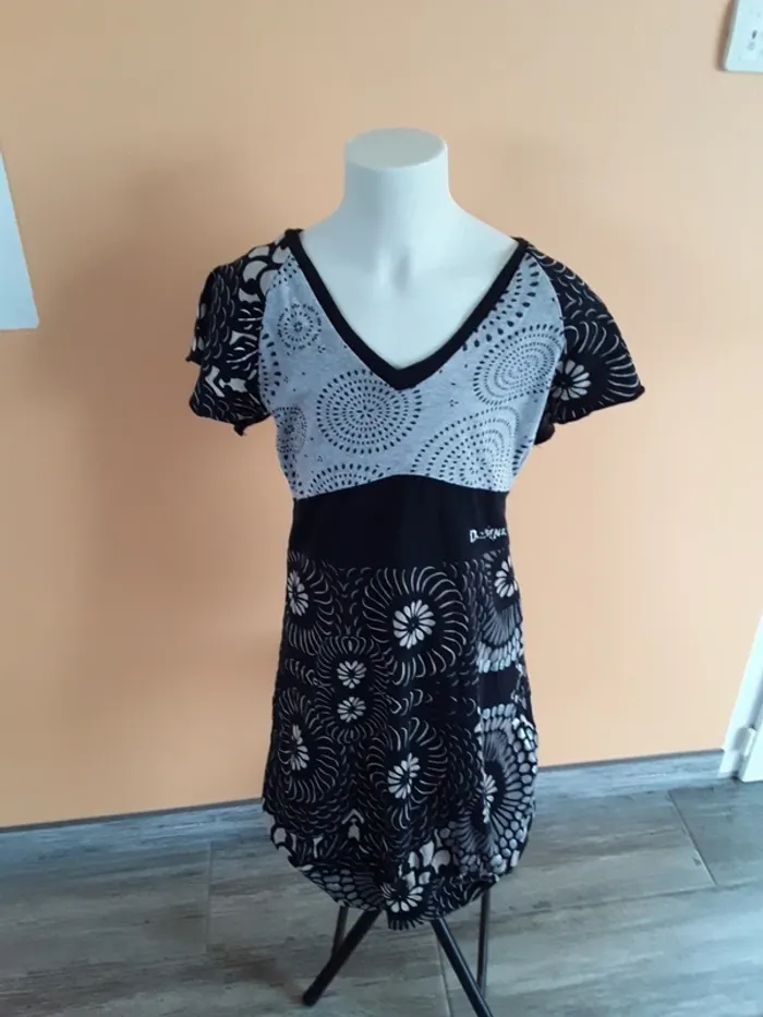 Robe Desigual 11/12 ans