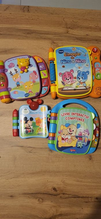Lot livres musicaux bébé