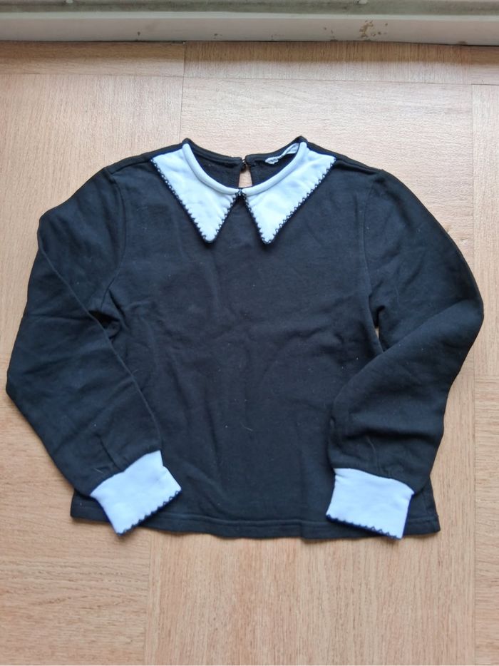 Pull noir col blanc