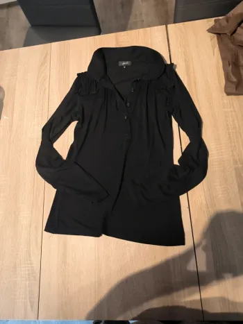 T-shirt noir manches longues