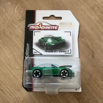 Miniature majorette Porsche 911 carrera S