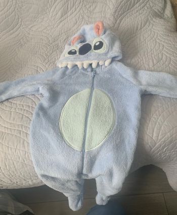 Combinaison stitch 6 mois