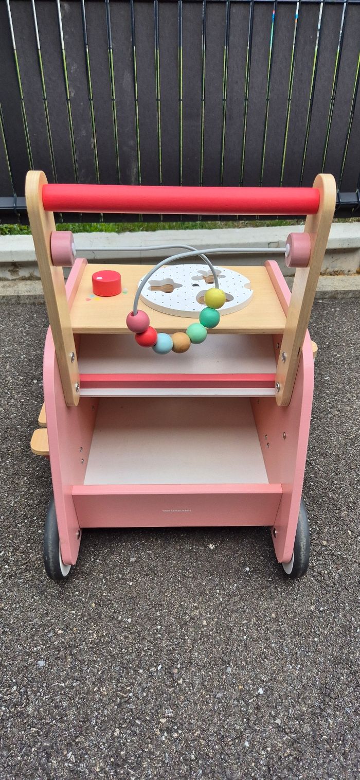 Chariot de marche marchande de glaces et gâteaux - photo numéro 10