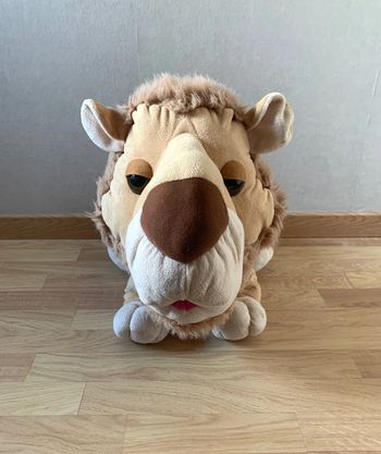 Peluche Lion