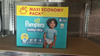 Pack 68 couches pampers Baby-Dry taille 8 neuf