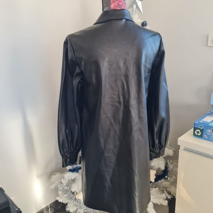 Robe noire faux cuir pimkie - photo numéro 3