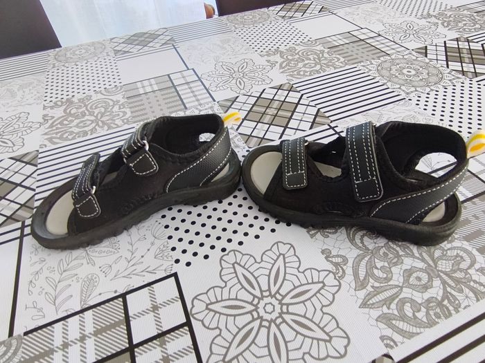 Sandales neuves pointure 25 - photo numéro 3