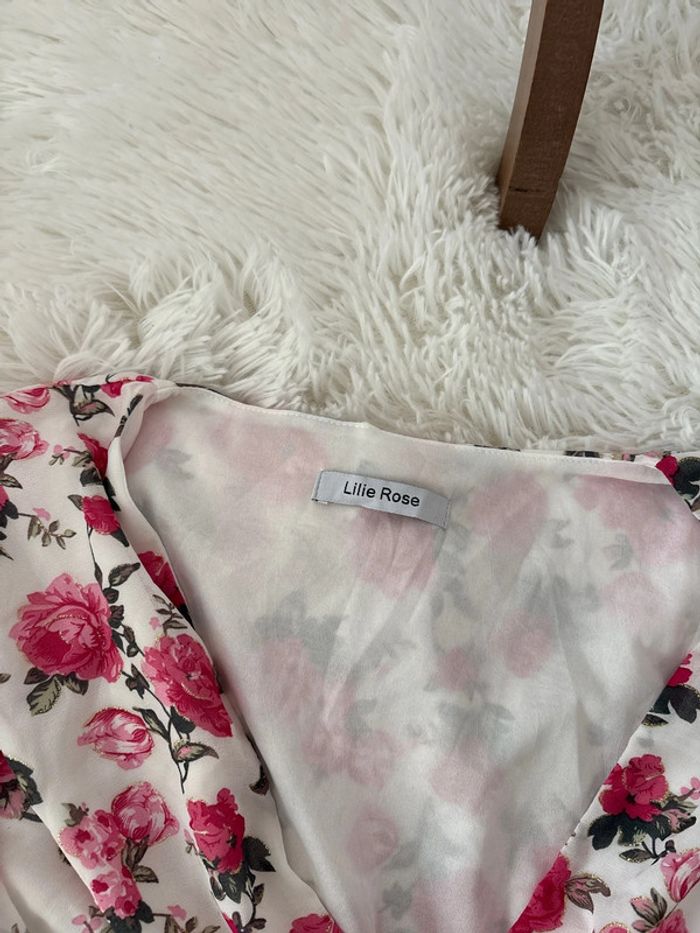Robe fleurie femme Lilie rose taille M/L - photo numéro 4
