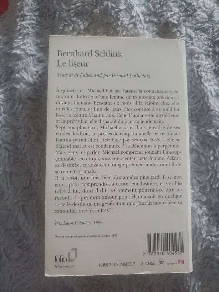 Le liseur. Bernhard Schlink. - photo numéro 2