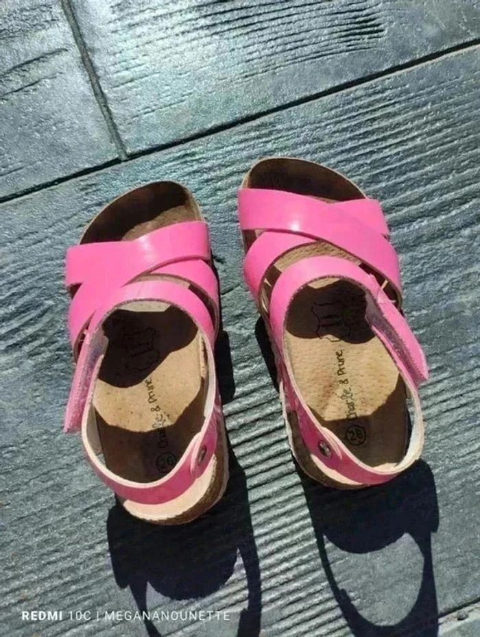 💖 Sandales roses fluo fille – Pointure 26 – Intérieur cuir – Très bon état - photo numéro 6