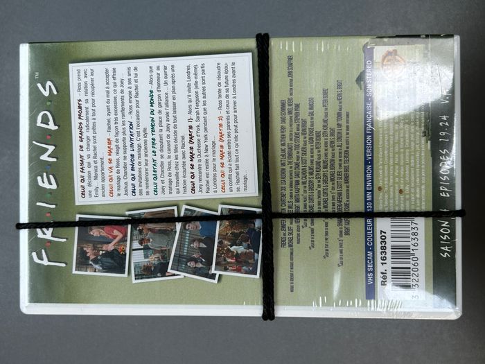 VHS Friends - Saison 4 - VF - (Lot de 4 VHS SECAM) - photo numéro 3