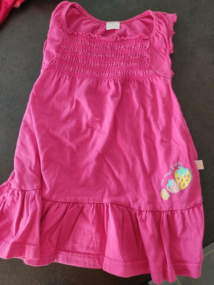 Robe taille 24 mois