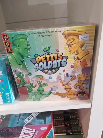 Jeu Petits Soldats - Neuf en français - Prix non négociable