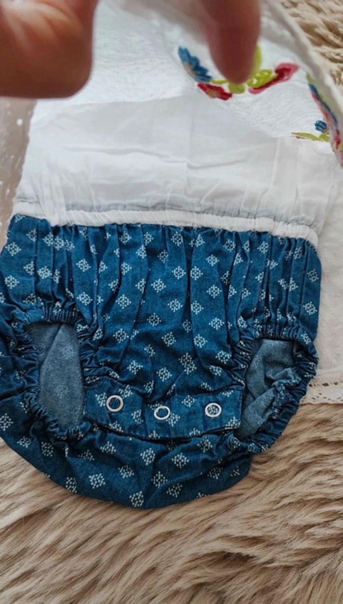 Robe body blanche bleu orchestra 1 mois - photo numéro 4