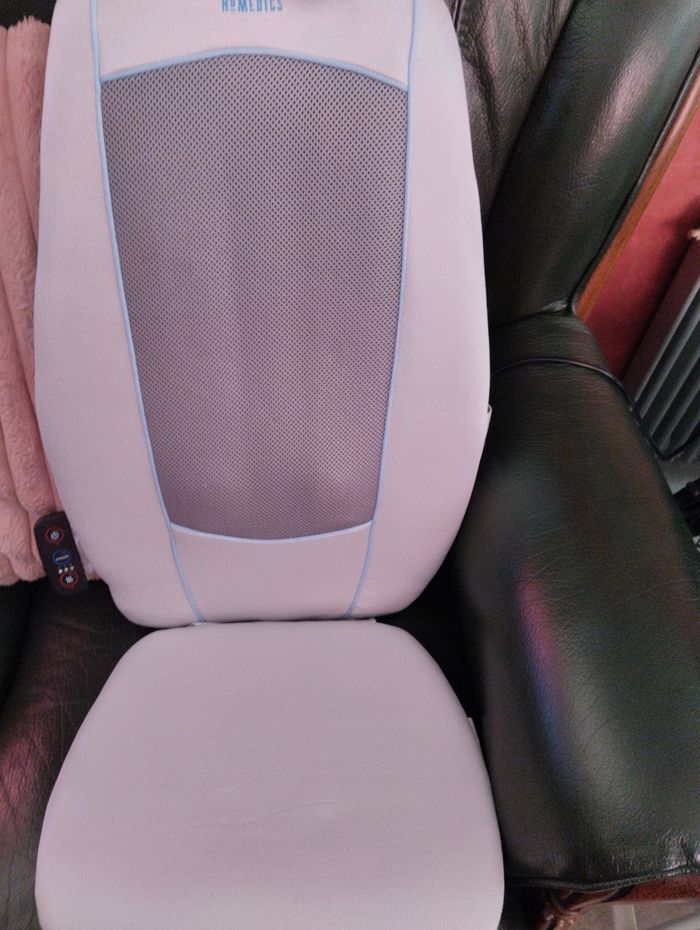 Vend masseur chauffant body basics shiatsu neuf chauffan - photo numéro 7