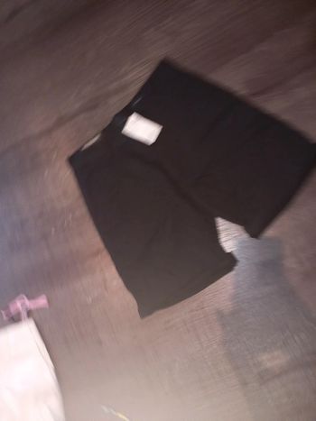 Short homme.neuf taille 28 marque H&M