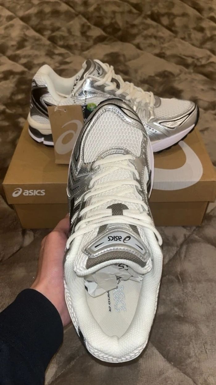 Asics Gel Kayano 14 T39 - photo numéro 2