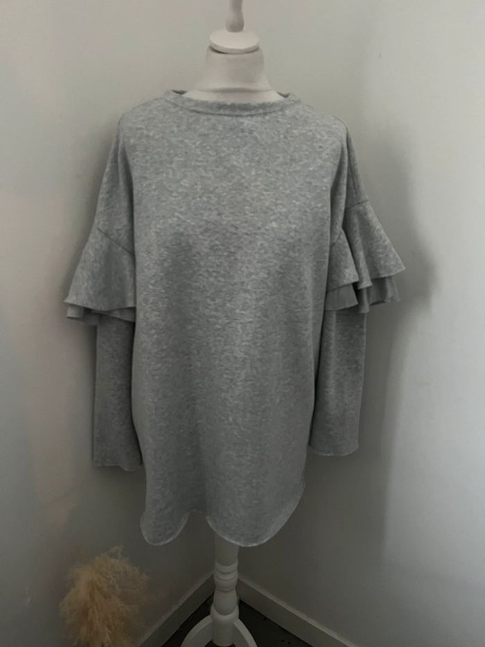 Sweat long gris manches volant H&M S - photo numéro 2