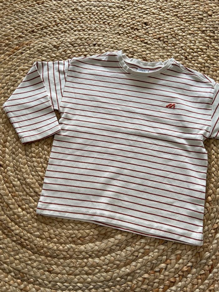 Tee shirt à rayures