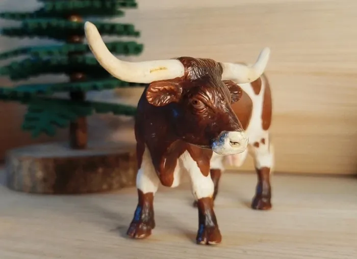 Schleich Taureau Texan aux longues cornes Figurine animal de la ferme - photo numéro 2