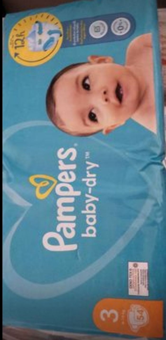 Couches pampers Taille 3
