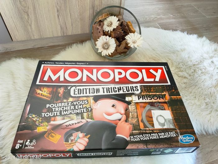 Jeu Monopoly hasbro édition tricheurs