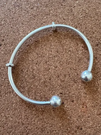 Bracelet Jonc ouvert Pandora Authentique en Argent Lisse Taille 3