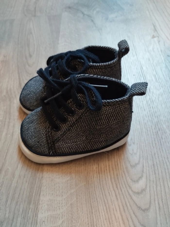 Chaussures bébé neuves - photo numéro 2