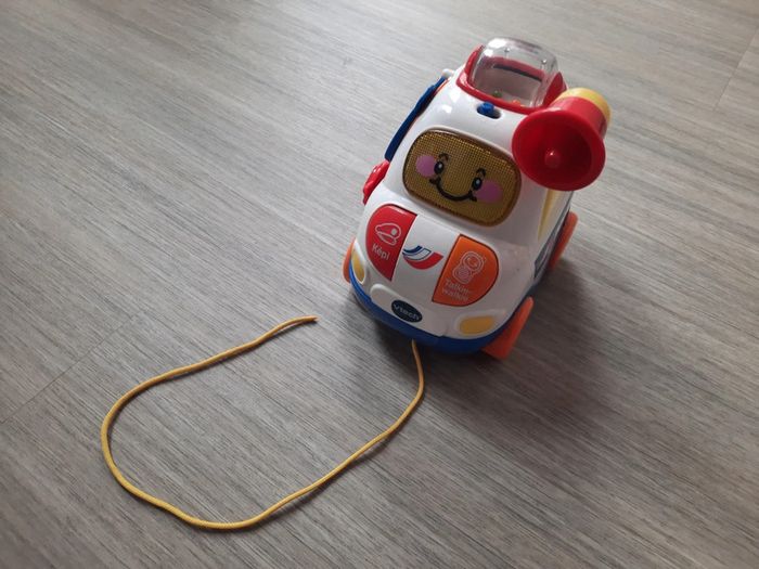 Camion de police à tirer - photo numéro 3