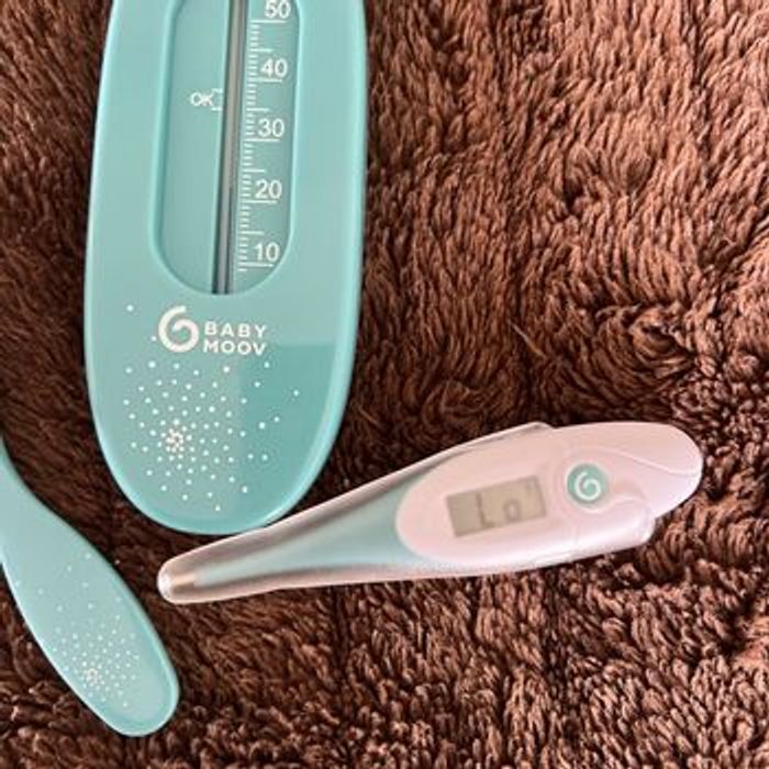 Thermomètre thermomètre de bain et brosse bébé - photo numéro 2